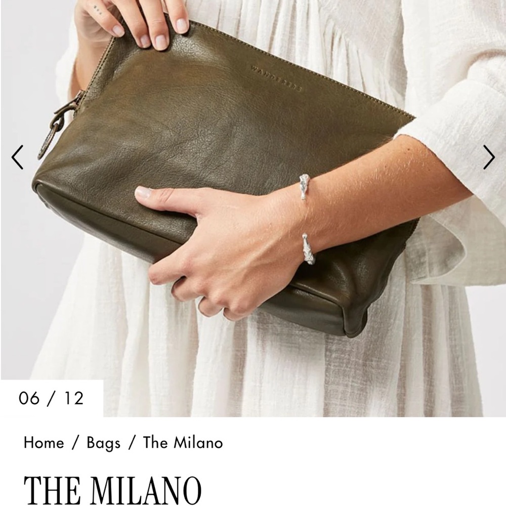 Wanderers Olive Leather Milano clutch. EUC.